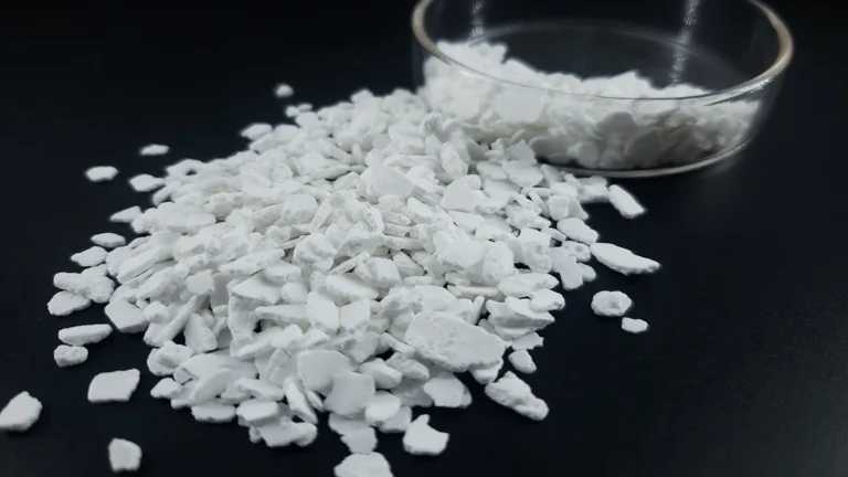 Flake, Pellet & Powder 74% Calcium Chloride Dihydrate Difference Comparison